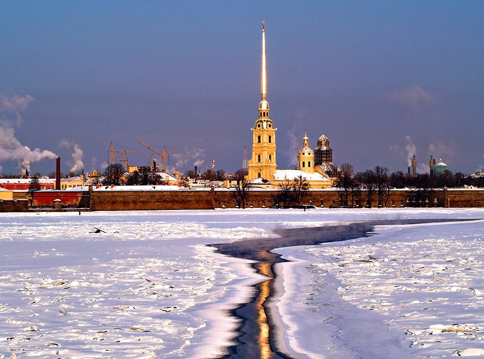 Новогодние каникулы-2022 в Санкт-Петербурге
