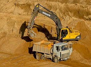 Компания «АЭРОБЕЛ» реализует песок для строительных работ с карьера (Корочанский р-н, с. Клиновец) с доставкой и на условиях самовывоза